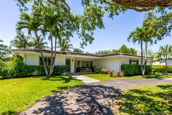 Kendall Gardens, 10480 SW 70th Ave, Pinecrest, Florida 33156, image 2
