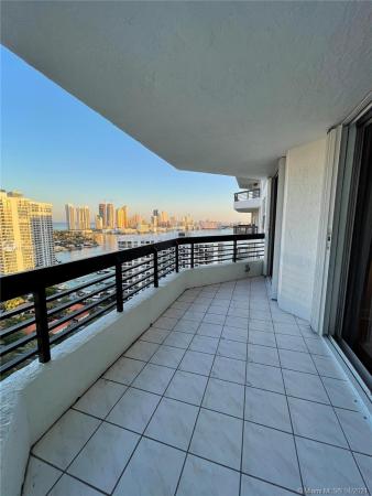 Mystic Pointe Tower 400, 3500 Mystic Pointe Dr #2507, Aventura, Florida 33180, image 2