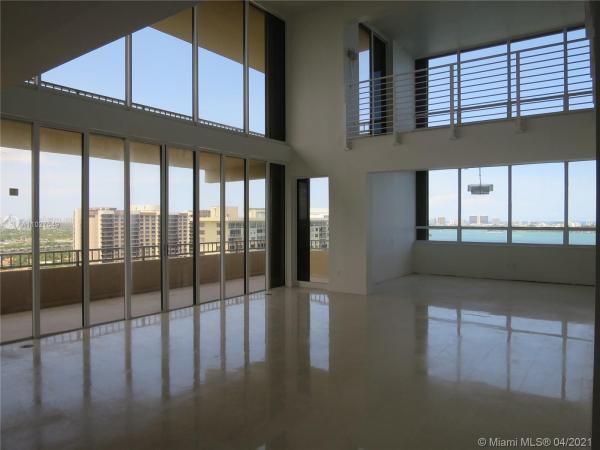 11113 Biscayne Blvd #PH4, Unincorporated Dade County, Florida 33181, image 1