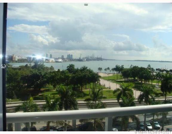 50 Biscayne, 50 Biscayne Blvd #807, Miami, Florida 33132, image 2