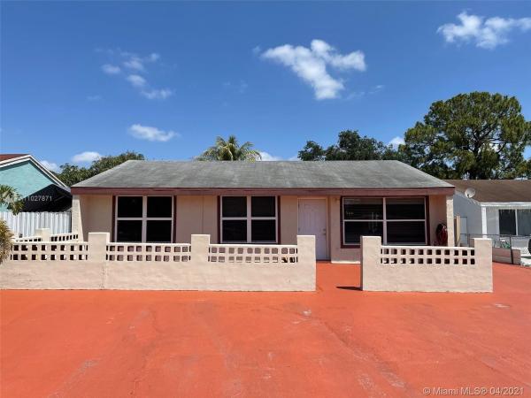 Vista Verde, 20817 NW 41st Avenue Rd, Miami Gardens, Florida 33055, image 2