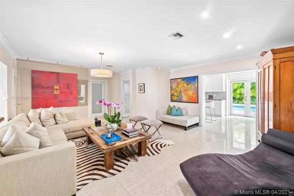 Tropical Isle Homes, 561 Allendale Rd, Key Biscayne, Florida 33149, image 2