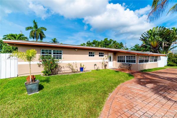 Sunswept Isle, 21000 NE 26th Ave, Ojus, Florida 33180, image 2