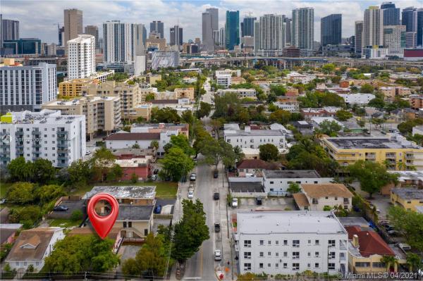 East Little Havana, 677 SW 2nd St, Miami, Florida 33130, image 2