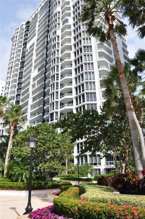 North Tower At The Point, 21205 NE 37th Ave #608, Aventura, Florida 33180, image 2