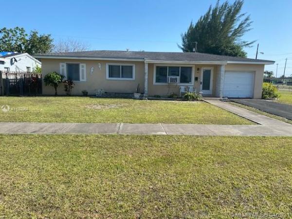 Newport, 972 NW 10th St, Homestead, Florida 33030, image 2