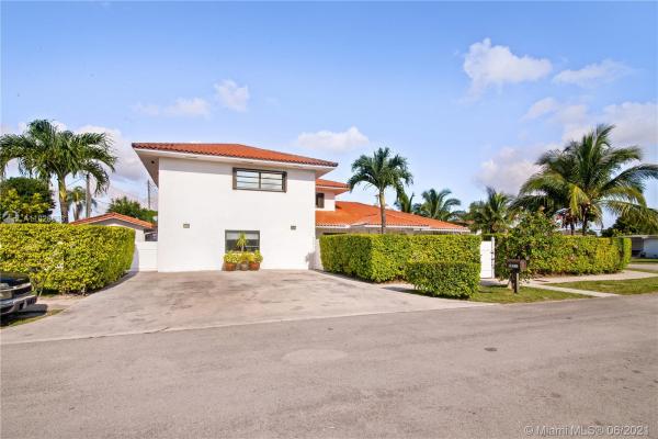 Tropical Estates, 10000 SW 45th St, Olympia Heights, Florida 33165, image 2