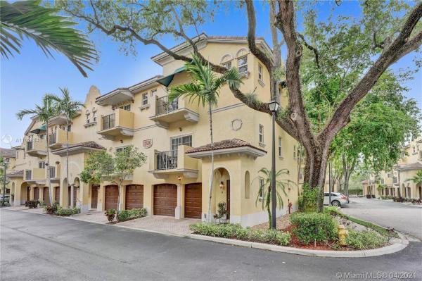 The Grove At River Oaks, 2524 SW 14th Ave #904, Fort Lauderdale, Florida 33315, image 2