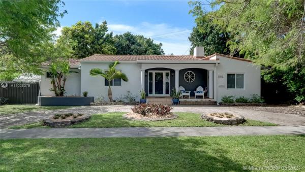 4470 SW 14th St, Unincorporated Dade County, Florida 33134, image 2