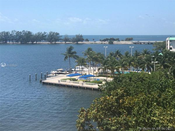 Brickell Place, 1925 Brickell Ave #D612, Miami, Florida 33129, image 2