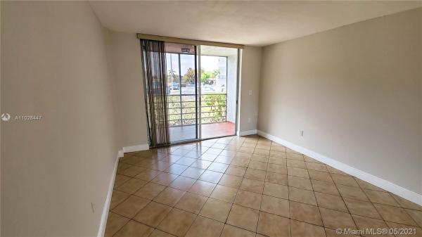 El Conquistador, 14150 SW 84th St #110-I, Kendale Lakes, Florida 33183, image 2