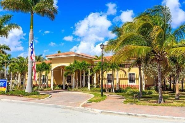 Bella Vista, 3624 NW 29th Pl, Lauderdale Lakes, Florida 33311, image 2
