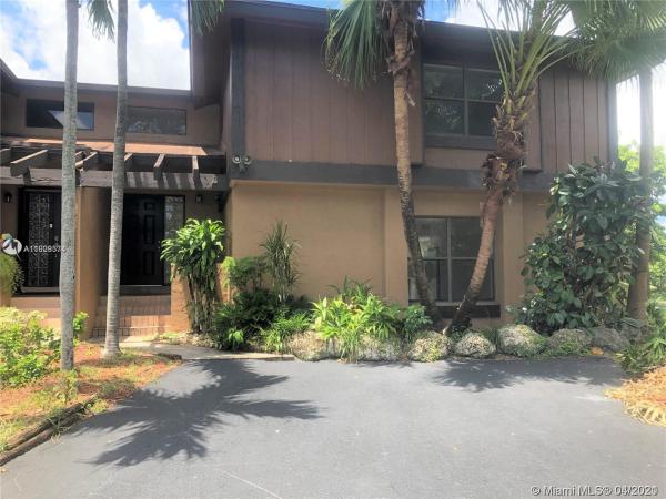 Woodgate North, 6700 SW 129th Pl 0, Kendale Lakes, Florida 33183, image 2
