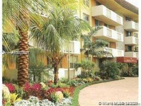 Bayview Palms, 1805 Sans Souci Blvd #320, North Miami, Florida 33181, image 2