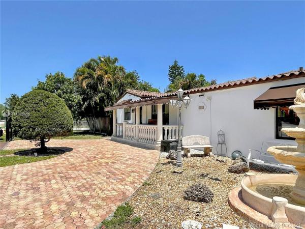 Biscayne Gardens, 14525 NW 2 Ave #, Golden Glades, Florida 33168, image 2