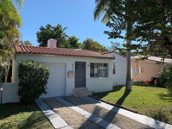 Granada Groves, 833 Granada Groves Ct, Coral Gables, Florida 33134, image 2