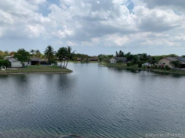 The Seasons Villas & Townhomes, 14919 SW 80th St #206, Kendall, Florida 33193, image 2