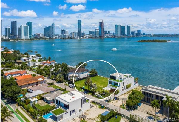 Leeward Cove, 1045 N Venetian Dr, Miami, Florida 33139, image 2