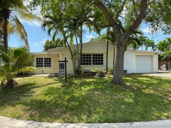 Whispering Pines Estates, 9030 SW 197th St, Cutler Bay, Florida 33157, image 2