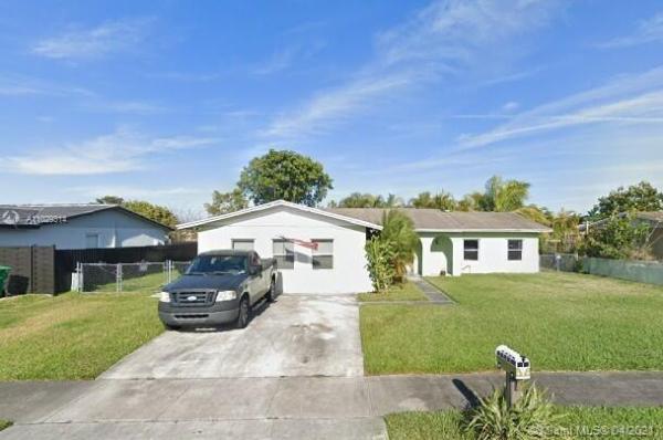 Winston Park, 7821 SW 129th Ave, Kendale Lakes, Florida 33183, image 2