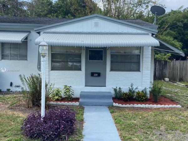 Dixie Gardens, 2218 Grant St, Hollywood, Florida 33020, image 2
