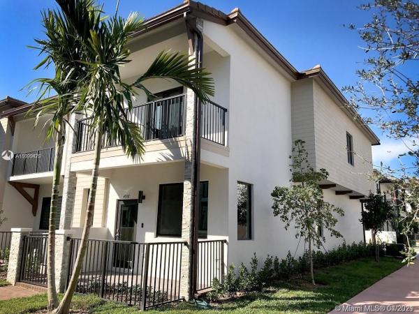 Urbana At Downtown Doral, 4976 NW 83rd Path, Doral, Florida 33166, image 2