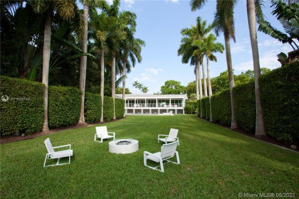Cocoplum, 191 Los Pinos Ct, Coral Gables, Florida 33143, image 2