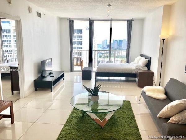 Opera Tower, 1750 N Bayshore Dr #3706, Miami, Florida 33132, image 2