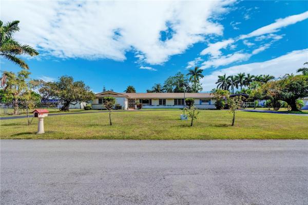 Newport, 710 NW 20th St, Homestead, Florida 33030, image 1