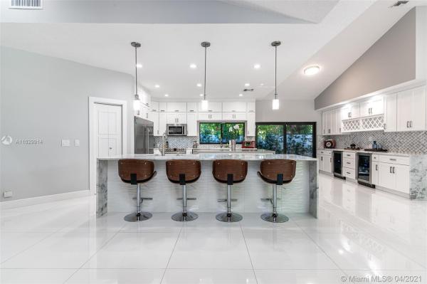 The Sanctuary, 576 Sandpiper Way, Boca Raton, Florida 33431, image 2
