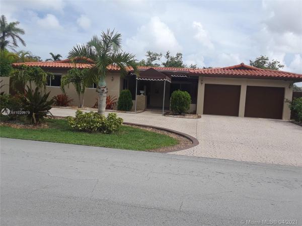 Oakland Acres, 10740 SW 116th St, Kendall, Florida 33176, image 2