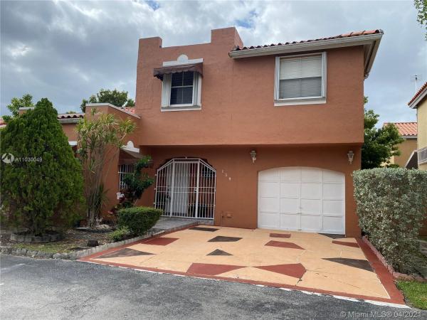 Galloway Lakes, 159 NW 85th Ct, Fountainebleau, Florida 33126, image 2