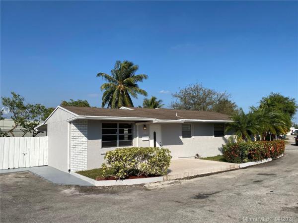 Comfort Manor, 1308 NW 36th Ave, Miami, Florida 33125, image 2