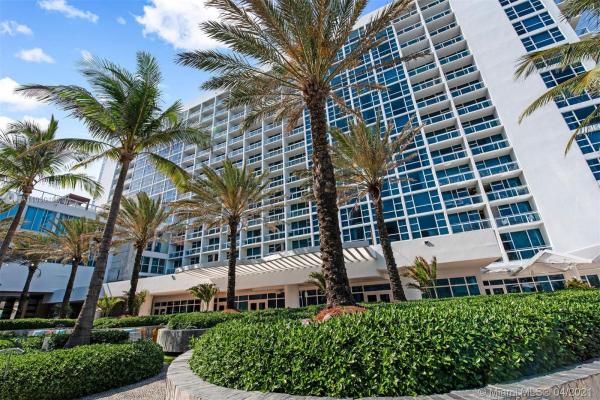 Central Carillon Beach, 6801 Collins Ave #805, Miami Beach, Florida 33141, image 2