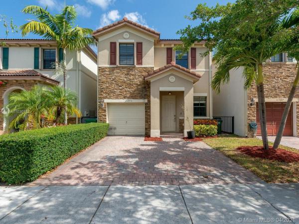 Silver Palms East, 11373 SW 239th St, Princeton, Florida 33032, image 2
