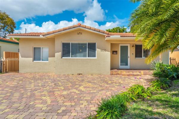 Porter Manor, 1935 SW 18th St, Miami, Florida 33145, image 2