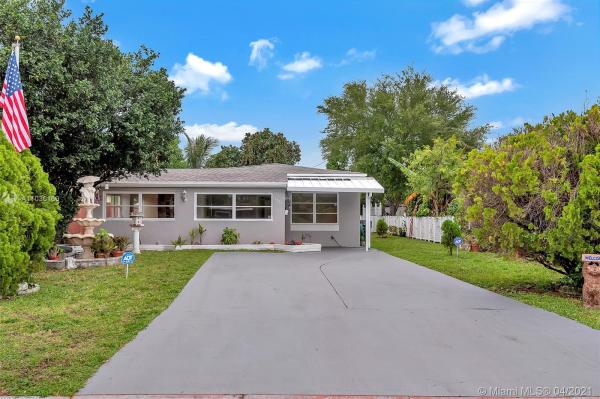 Fulford By The Sea, 1563 NE 174th St, North Miami Beach, Florida 33162, image 2
