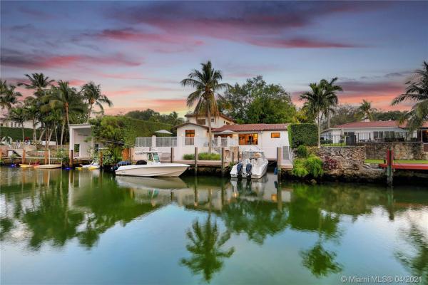 Riviera, 1133 S Alhambra Cir, Coral Gables, Florida 33146, image 2
