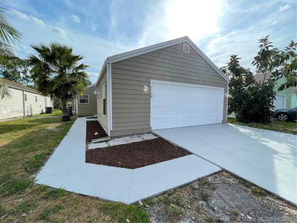 Victoria Woods, 5740 Dewberry Way, West Palm Beach, Florida 33415, image 2