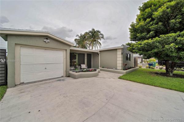 Miramar Tropical, 7221 Ramona St, Miramar, Florida 33023, image 2