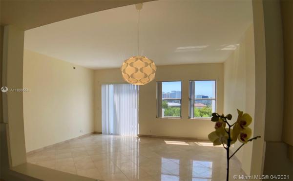 Mediterranean Village, 3700 Island Blvd #CPH02, Aventura, Florida 33160, image 2