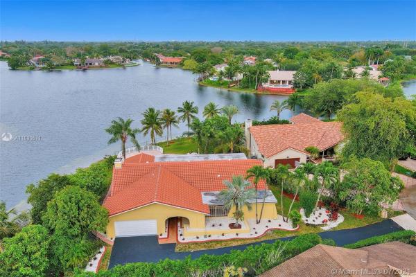 Harbor Point, 11603 Palmetto Way, Cooper City, Florida 33026, image 2