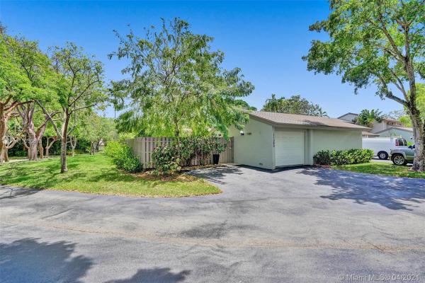 Sabal Chase, 11380 SW 110th Ln #238, Kendall, Florida 33176, image 2