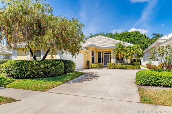 Garden Oaks, 8701 Wakefield Dr, Palm Beach Gardens, Florida 33410, image 2
