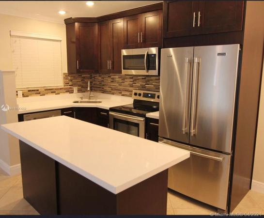 Courtyards Of The Grove, 2930 Day Ave #303, Miami, Florida 33133, image 2