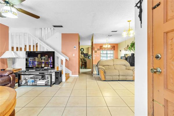 Sweetwater Villas West, 11 SW 113th Ave #103, Sweetwater, Florida 33174, image 2