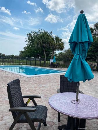 Briar Bay Townhouse Estates, 13173 SW 95th Ave #13173, Kendall, Florida 33176, image 2