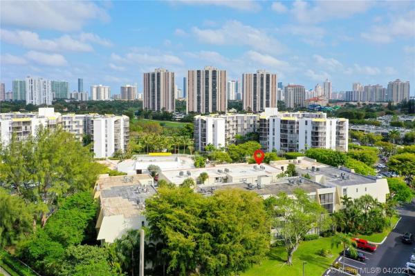 Villa Dorada, 20441 NE 30th Ave #108-9, Aventura, Florida 33180, image 2