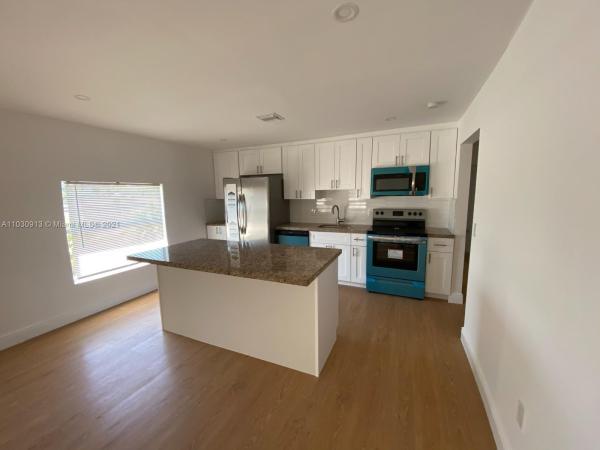 Lincoln Park, 1129 21st St, West Palm Beach, Florida 33407, image 2