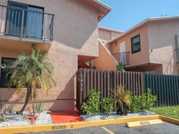 Holly Tree Patio Villas, 3403 SW 52nd Ave, Pembroke Park, Florida 33023, image 2